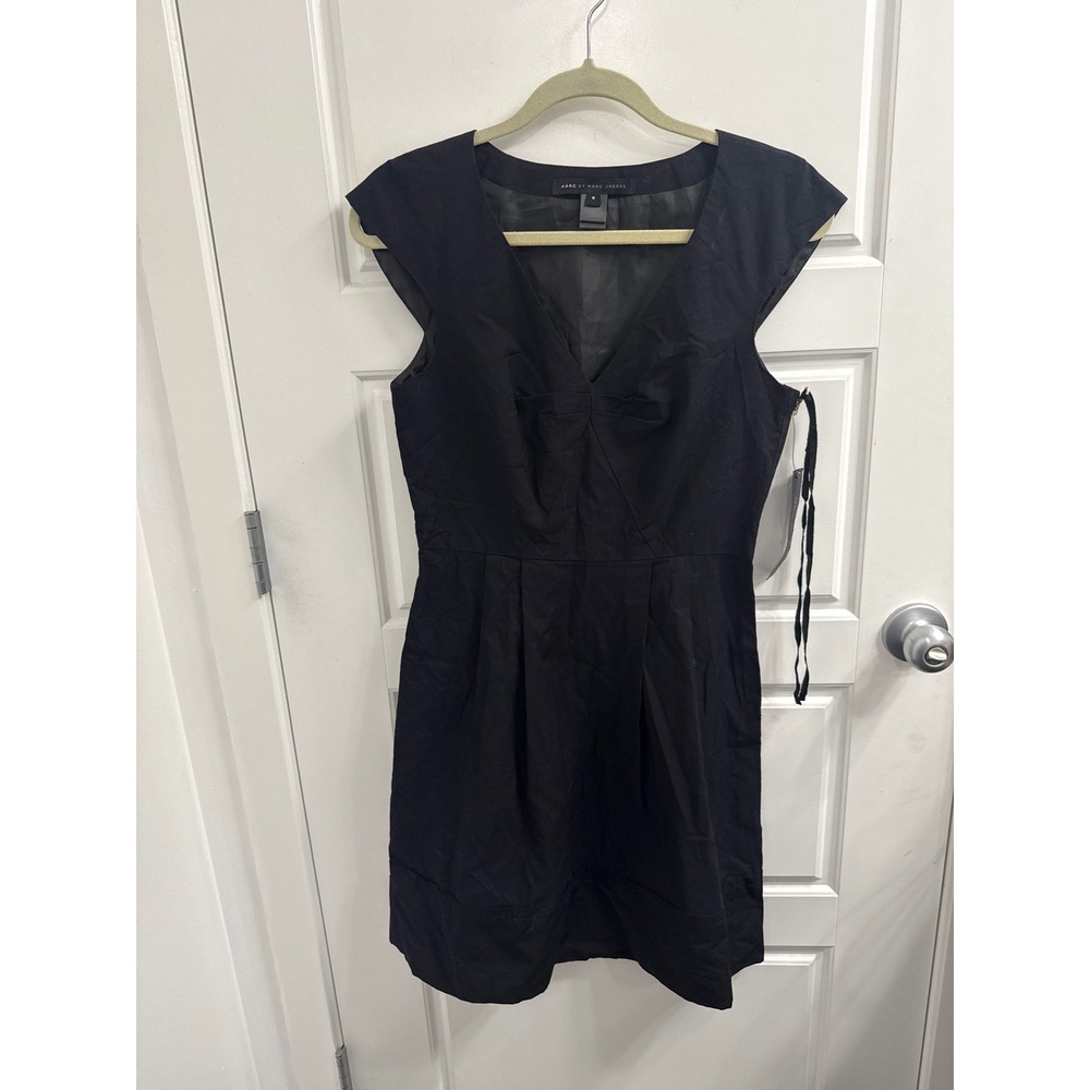 Marc by Marc Jacobs Black V-Neck Cap Sleeve Fit & Flare Dress Womens 6 NEW